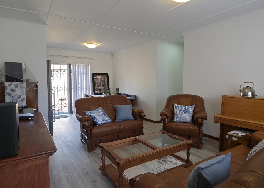 3 Bedroom Property for Sale in Jeffreys Bay Central Eastern Cape
